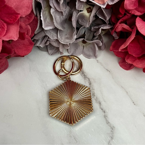 Gorgeous Golden Bumblebee and Leopard Hexagon Keychain Charm - Picture 8 of 16